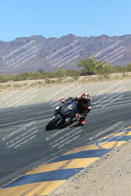 media/Mar-24-2025-Moto Forza (Mon) [[57ce5c5cff]]/1-Advanced Group/Session 3 (Turn 6 Inside)/